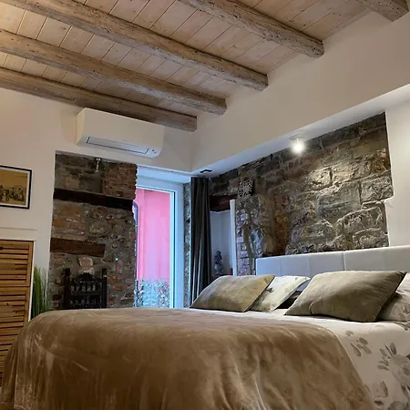 L'angolo Di Filippo Ii Piano Apartment