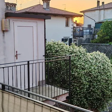 L'angolo Di Filippo Ii Piano *