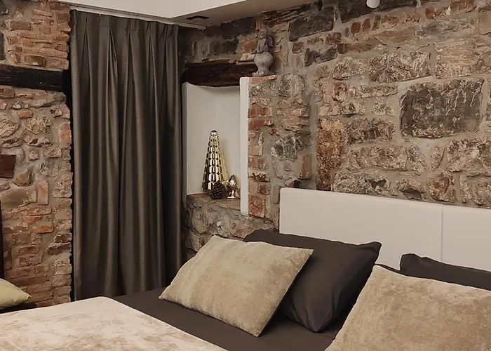 L'angolo Di Filippo Ii Piano