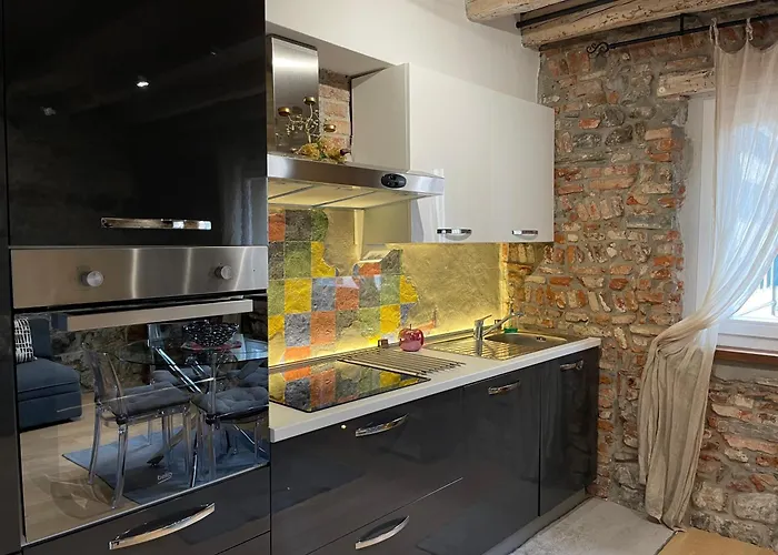 Apartman L'angolo Di Filippo Ii Piano